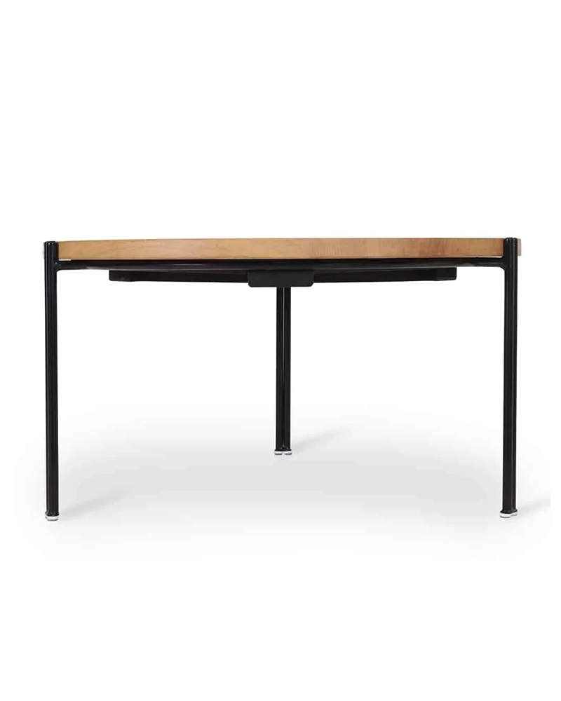 Alternative view of Daire – Center Table
