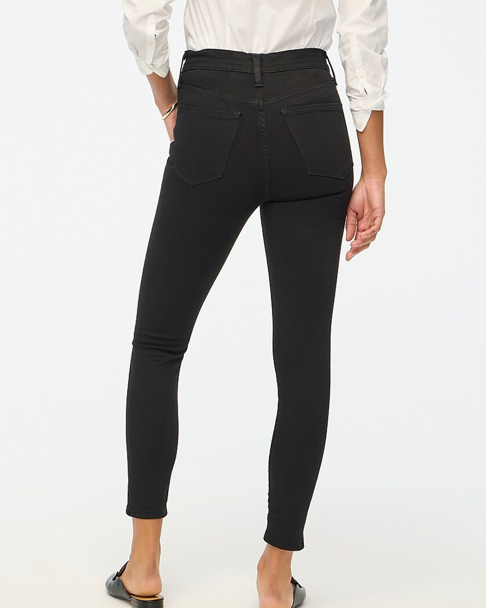 Alternative view of 9" mid-rise black skinny jean in signature stretch
