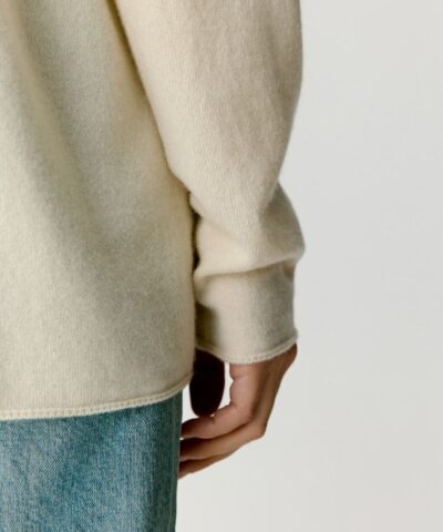 ICICLE V-Neck Cashmere Jumper - Image 5