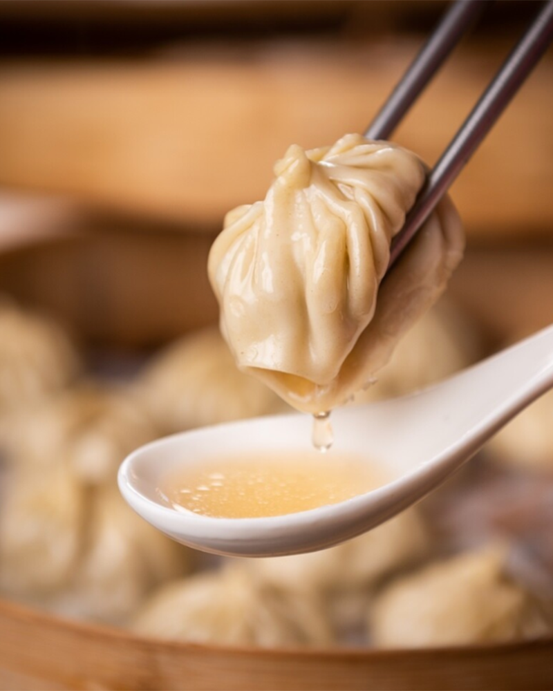 Alternative view of Six Soup Dumpling with Pork (6pcs) 小笼包