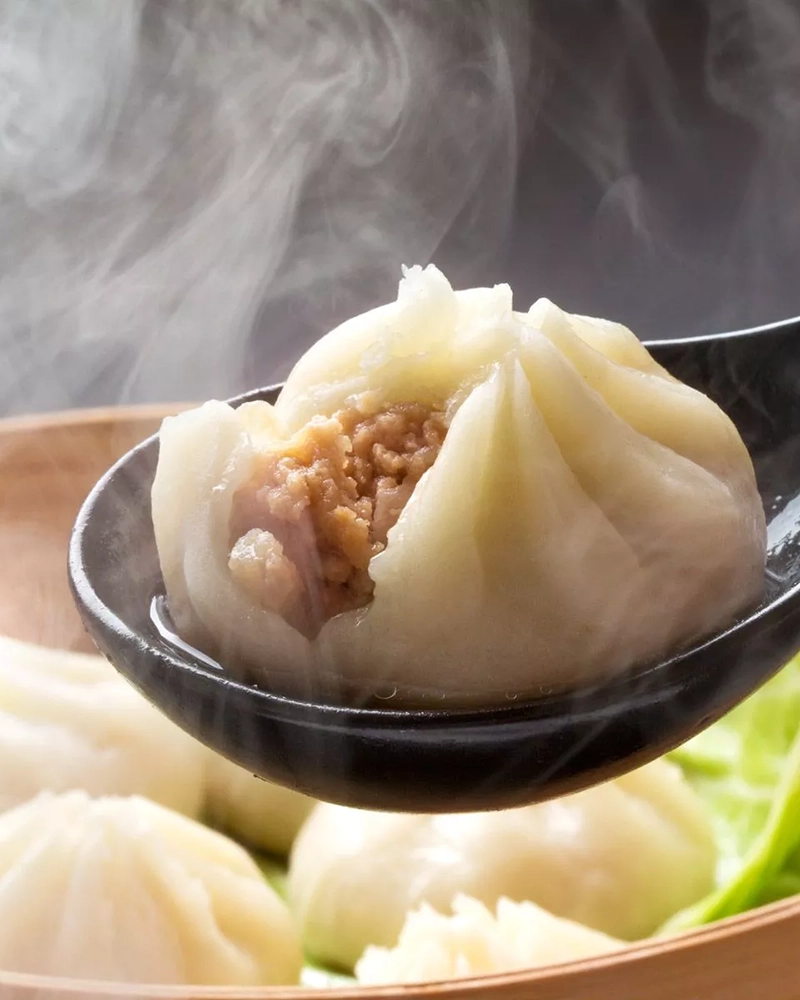 Lao Yu Yuan Shanghai Soup Dumpling with Pork 6Pcs 鲜肉小笼包
