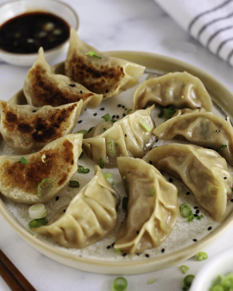 Alternative view of Pan Fried Pork Dumplings 6 Pcs 猪肉煎饺
