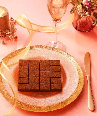 ROYCE Prestige Nama Chocolate Collection Nama Chocolate Creative Photo 1