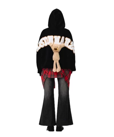 bear big logo patch hoodie in black 13de marzo 217949