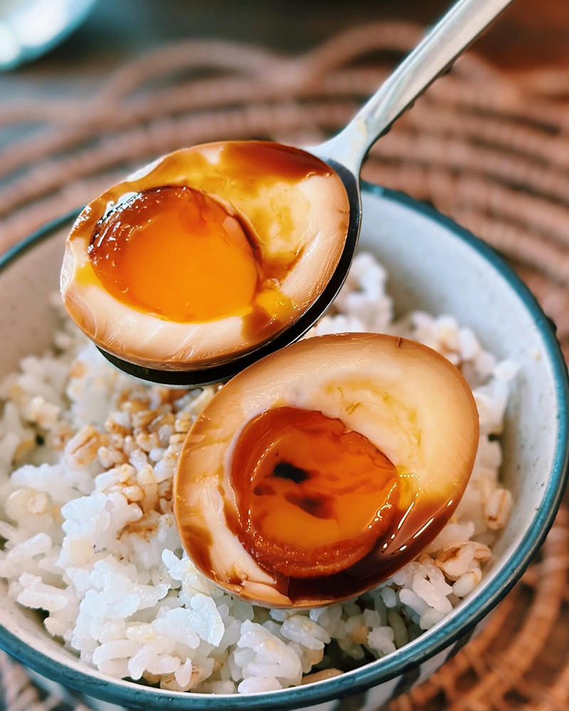 Soy Marinated Eggs 酱油卤蛋 +$1.50