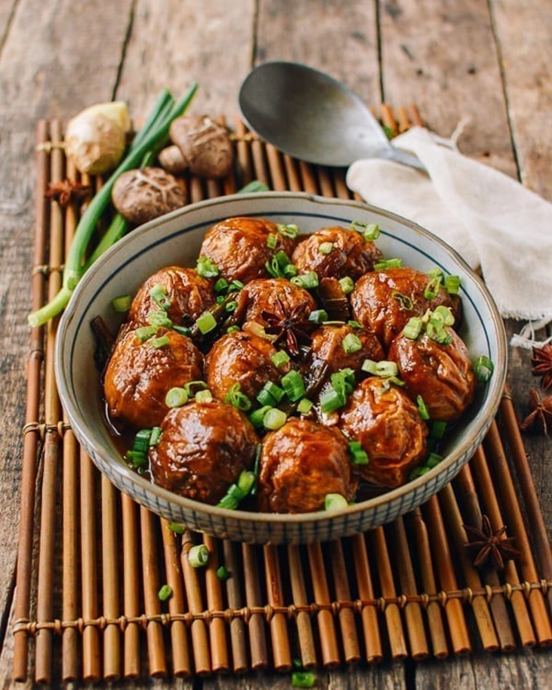 Alternative view of DaoXiang Stuffed Shanghainese Fried Gluten Balls 6Pcs (油面筋塞肉)