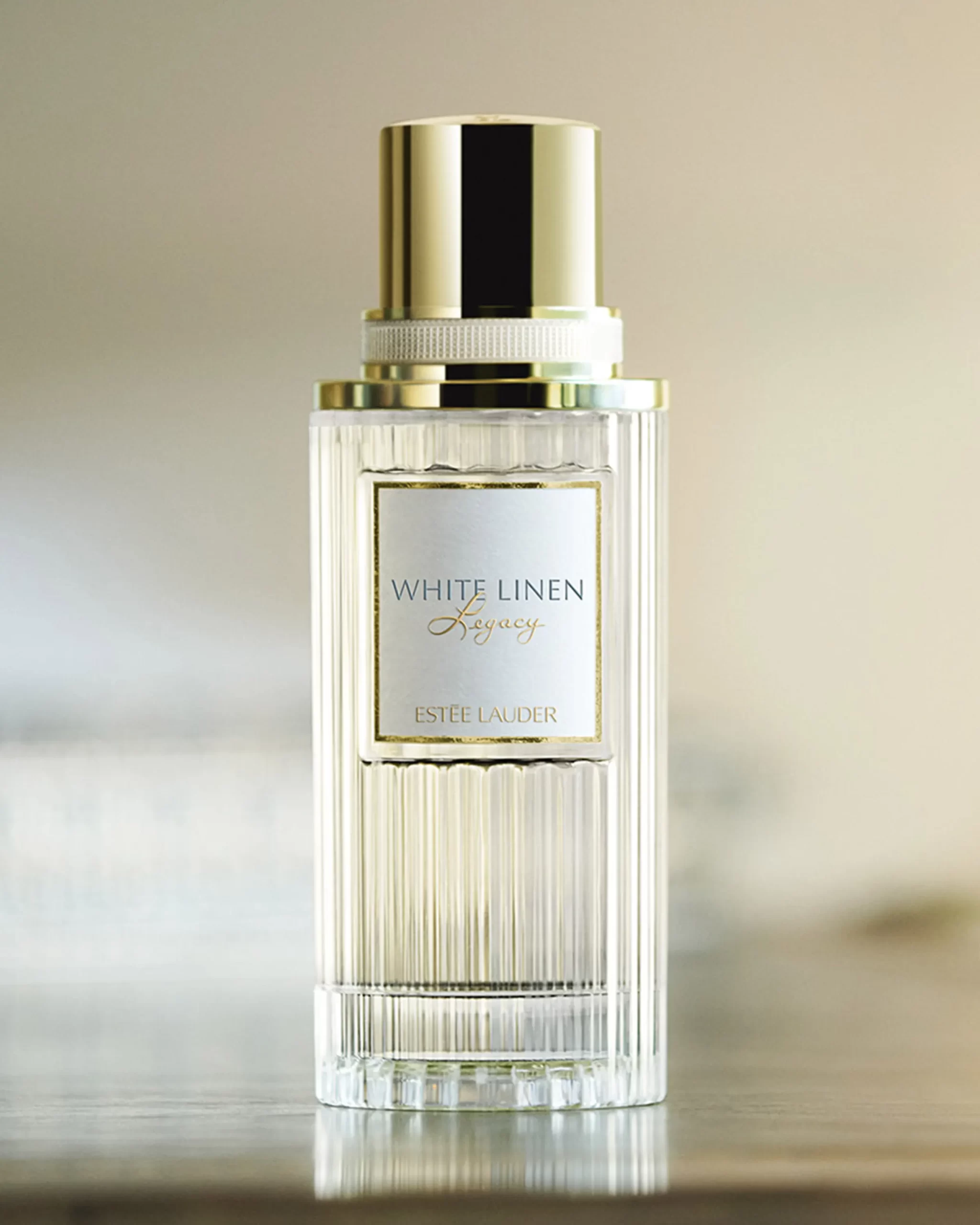Alternative view of Estée Lauder White Linen Legacy Eau de Parfum Spray 3.4 oz.