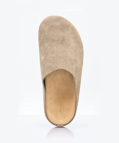 row0256029 gry 06