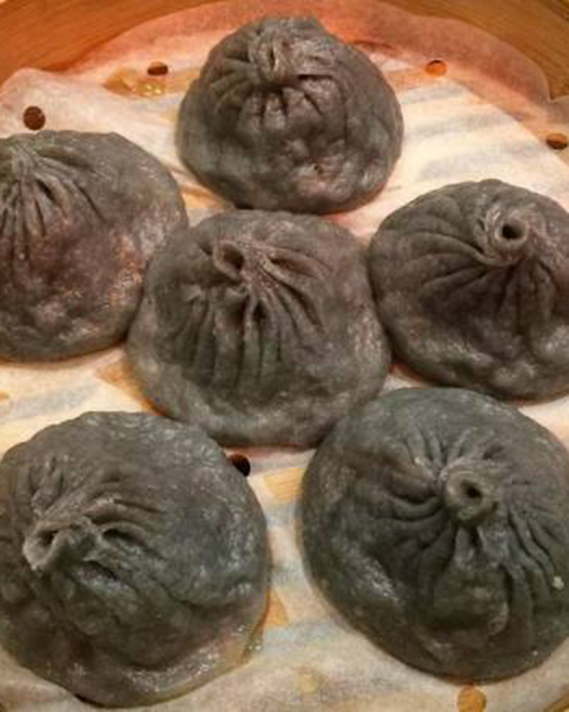 Alternative view of Truffle Pork Soup Dumpling 6Pcs (黑松露小笼汤包)