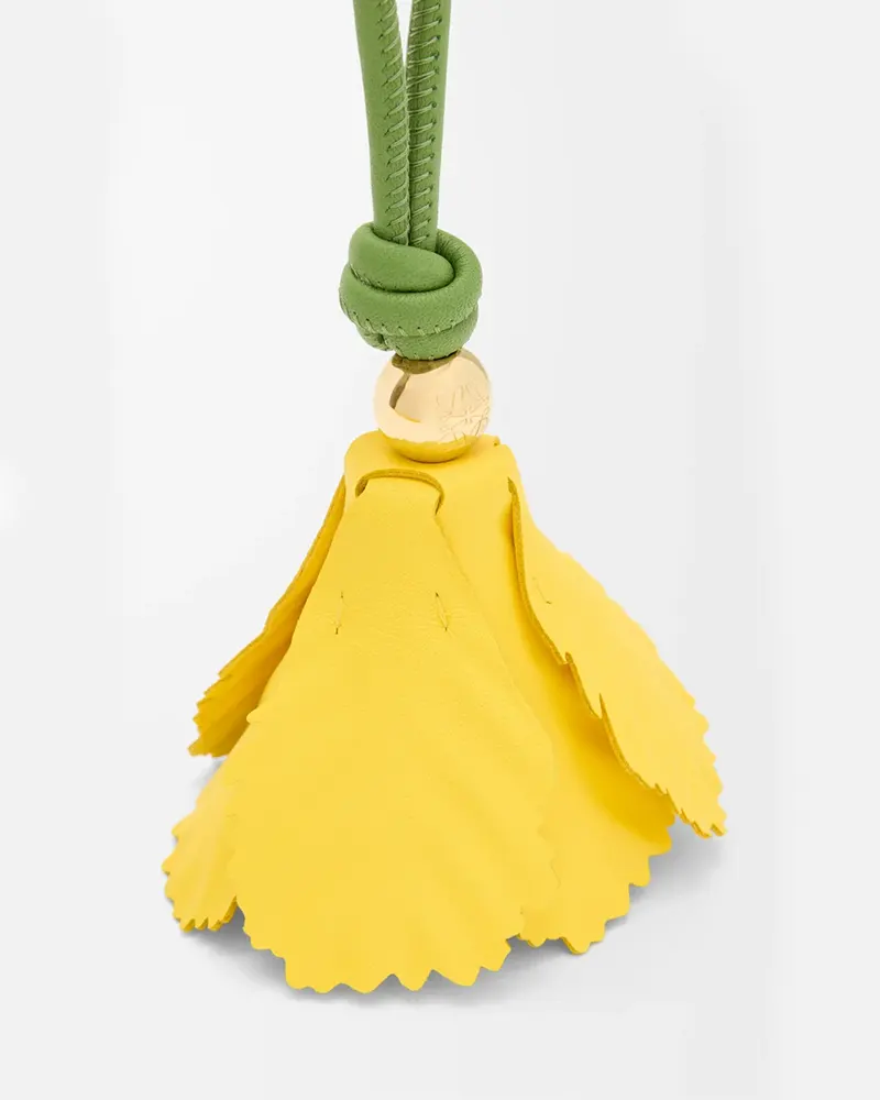 Loewe Tulip Charm in Classic Calfskin