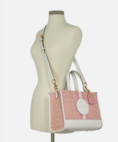 Coach Dempsey Carryall In Signature Jacquard With Coach Patch And Heart Charm 20243291 3