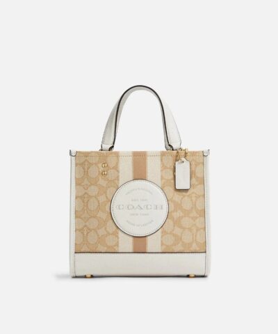Coach Dempsey Tote 22 In Signature Jacquard With Coach Patch And Heart Charm 20243297 4