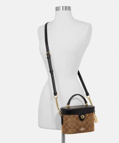 Coach Kay In Signature Canvas Crossbody 20243308 3