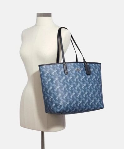 Coach Reversible City Tote With Horse And Carriage Print 20254494 4