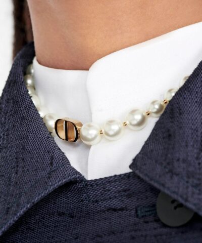 Dior 30 Montaigne Choker Gold Finish Metal and White Resin Pearls 20257715 1
