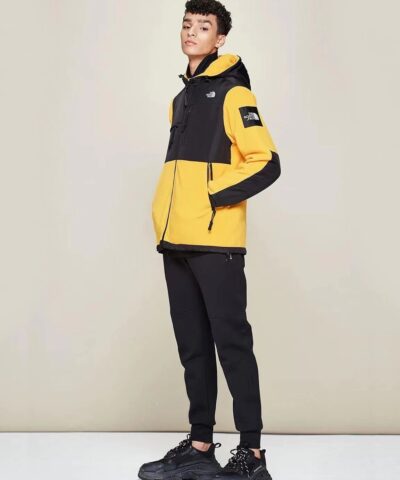 The North Face Men's Denali Hoodie Fleece Jacket - Image 3