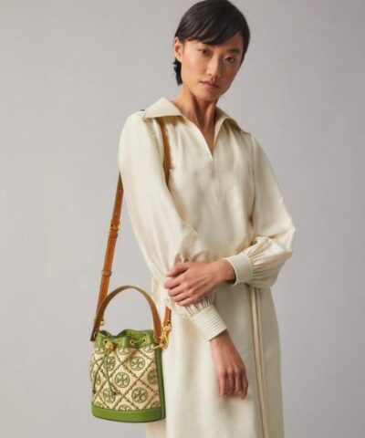 Tory Burch T Monogram Straw Bucket Bag In Natural Shiso 20251883 6