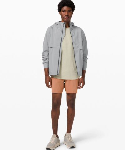lululemon Men's Outpour Shell - Image 6