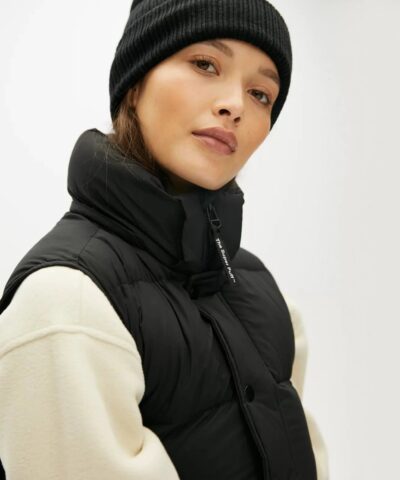 Aritzia Tna The Super Puff%E2%84%A2 Black Vest Goose Down Puffer Vest 20236249 3