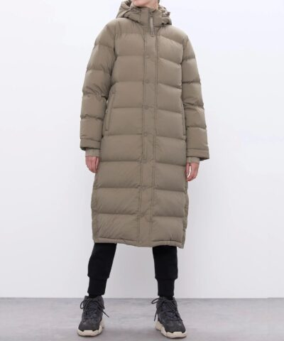 Aritzia Tna The Super Puff%E2%84%A2 Long puffer Jacket 20236325 1