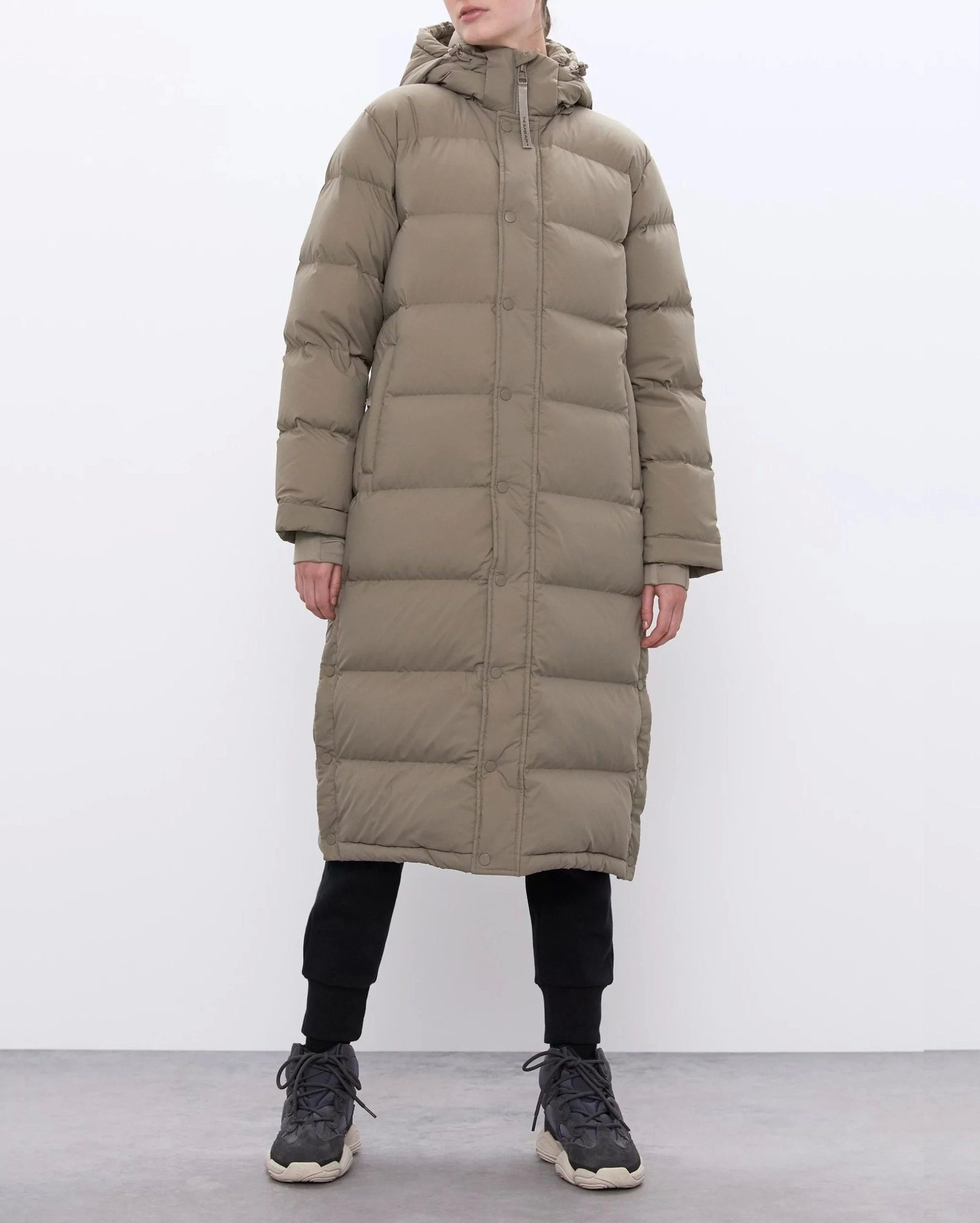 Alternative view of Aritzia Tna The Super Puff™ Long puffer Jacket