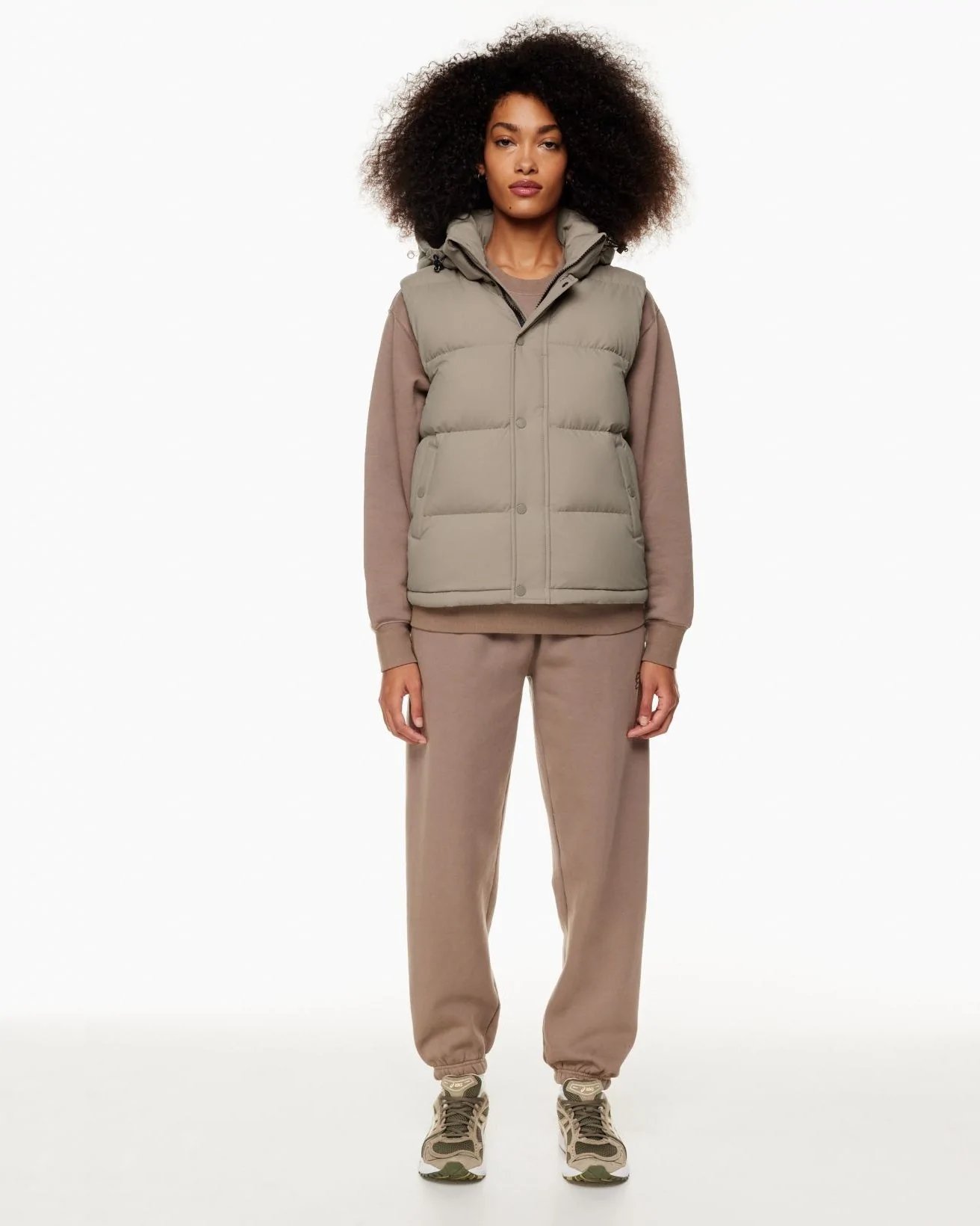 Alternative view of Aritzia Tna The Super Puff™ Vest Goose-Down Puffer Vest