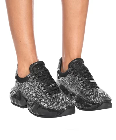 Jimmy Choo Diamond Crystal-Embellished Sneakers. - Image 6