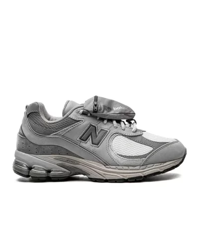 New Balance 2002R 