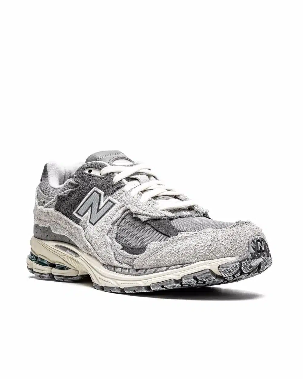 Alternative view of New Balance 2002R Magnet Rain Cloud Sneakers