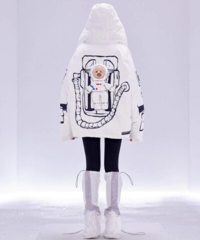 13 De Marzo x NASA Astronaut Teddy Bear Painted Down Jacket White 20245738 3