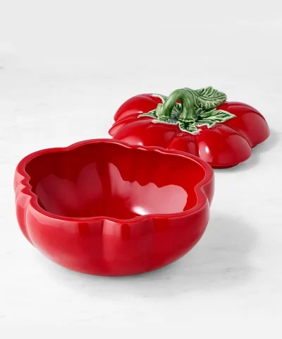 Alternative view of Bordallo Pinheiro Tomato Tureen