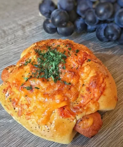 Alternative view of The Ultimate Cheesy Dog Bread 110 g