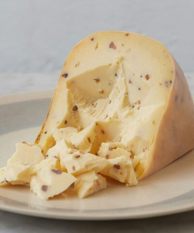 Artikaas Walnut & Hazelnut Gouda Wedges Cheese