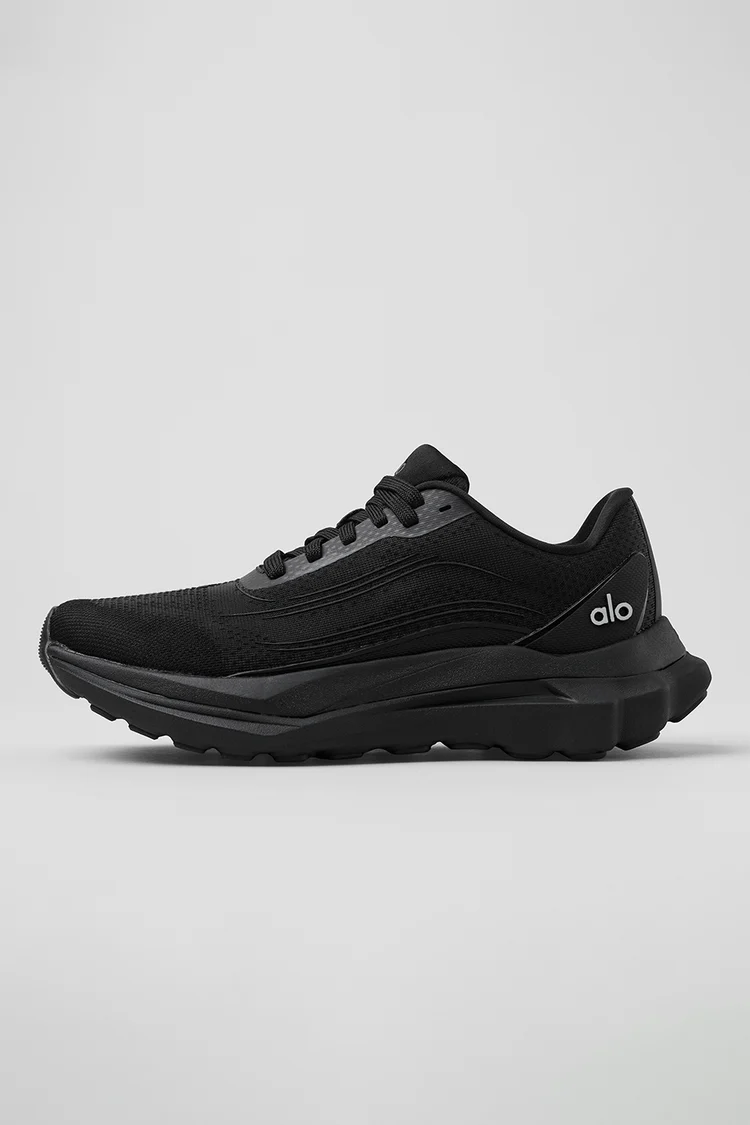 ALO Unisex Runner Sneaker