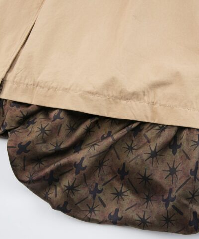 Exposed-lining balmacaan trench coat - Image 9