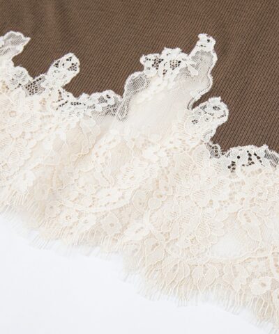 Lace hem henley t-shirt - Image 6