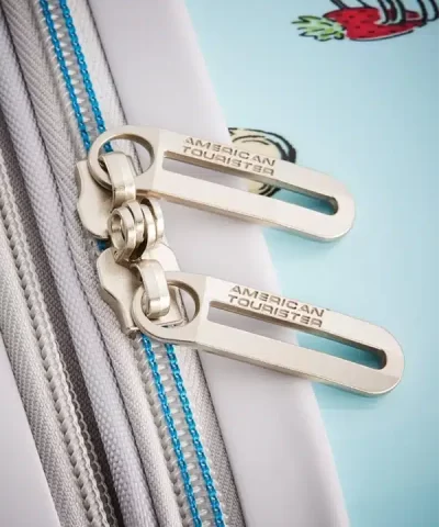 American Tourister Life is Good 20 in. Spinner 5