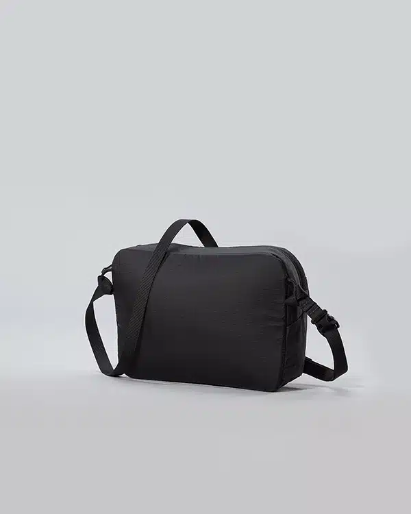 Alternative view of Arc'teryx 6L Heliad Crossbody Bag