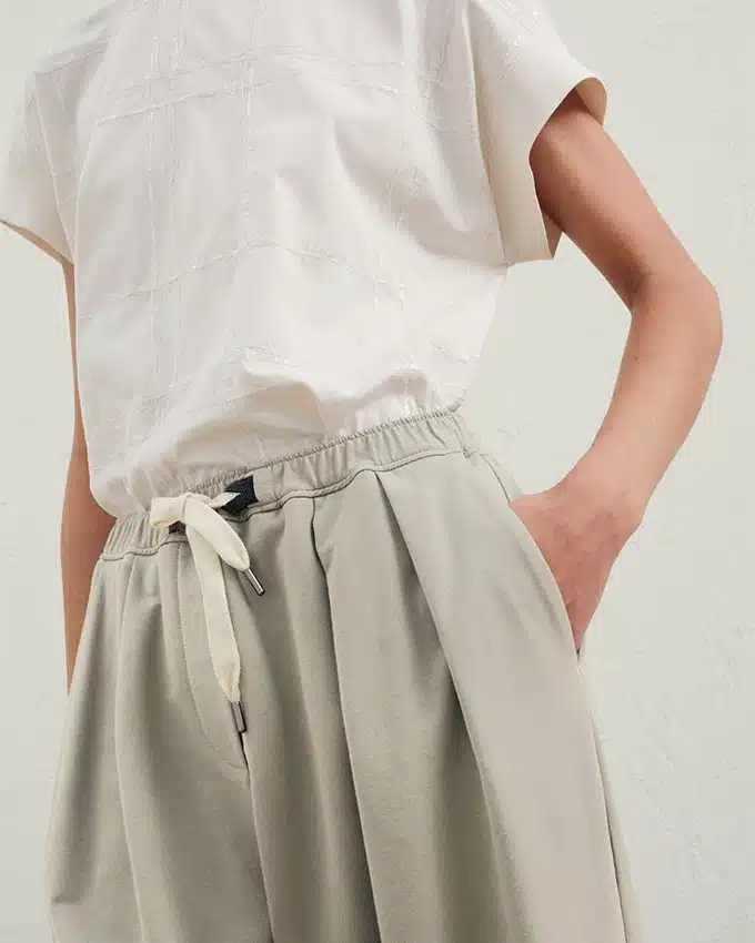 Alternative view of Brunello Cucinelli Lightweight Stretch Cotton Trousers With Shiny Eyelets