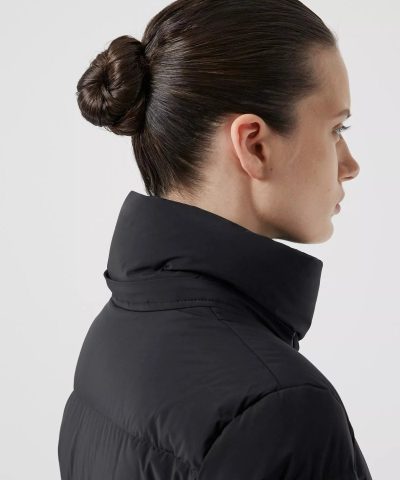Burberry Detachable Hood Belted Puffer Coat - Image 5