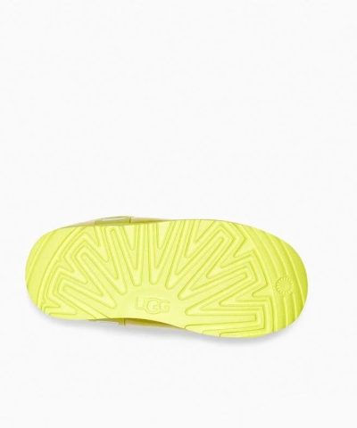UGG Big Kids Classic Clear Mini II - Image 12