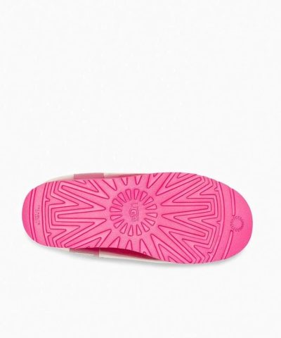 UGG Big Kids Classic Clear Mini II 4