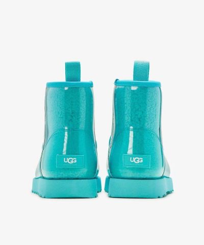 UGG Big Kids Classic Clear Mini II 6