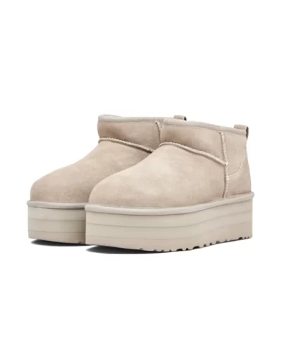 UGG Womens Classic Ultra Mini Platform Boot 4 1