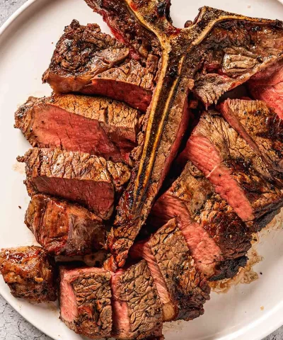perfect grilled t bone steak recipe hero 2 dd8dc532e6ab4070bb8db65f1f3f0d30