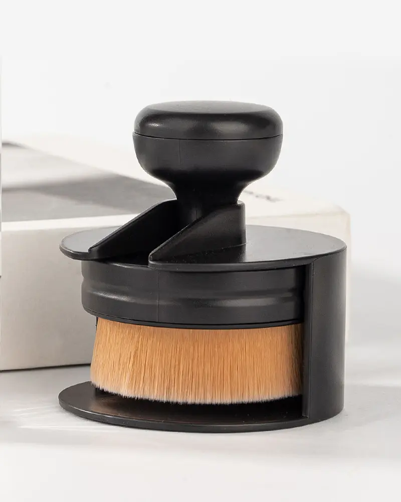 Flat Foundation Brush - For Liquid & BB Cream, Streak-Free