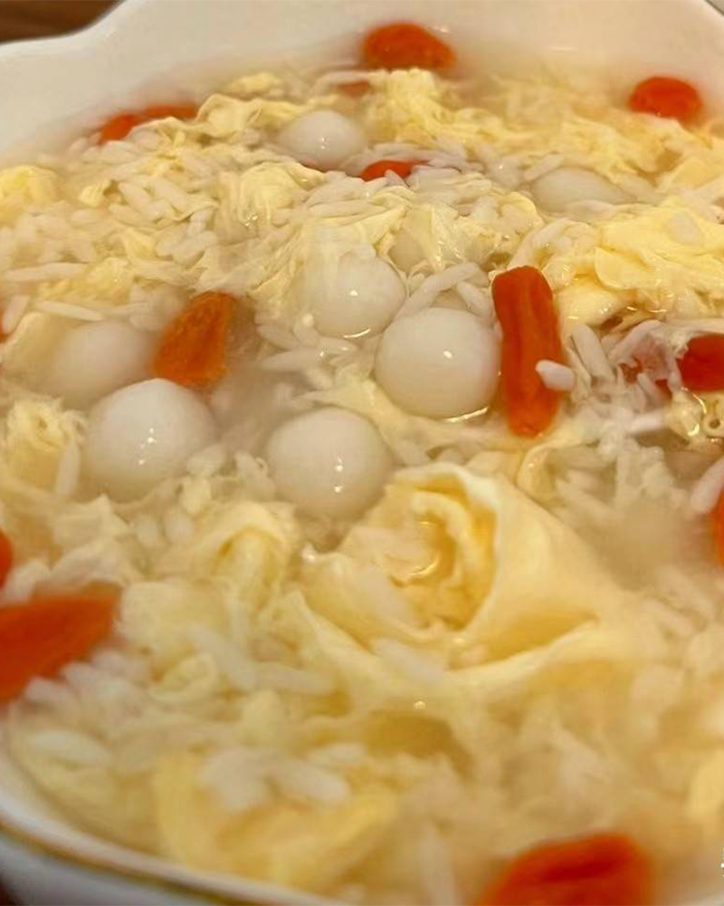 Alternative view of Dao Xiang Mini Rice Balls with Sweet Rice Wine Soup 桂花酒酿小圆子