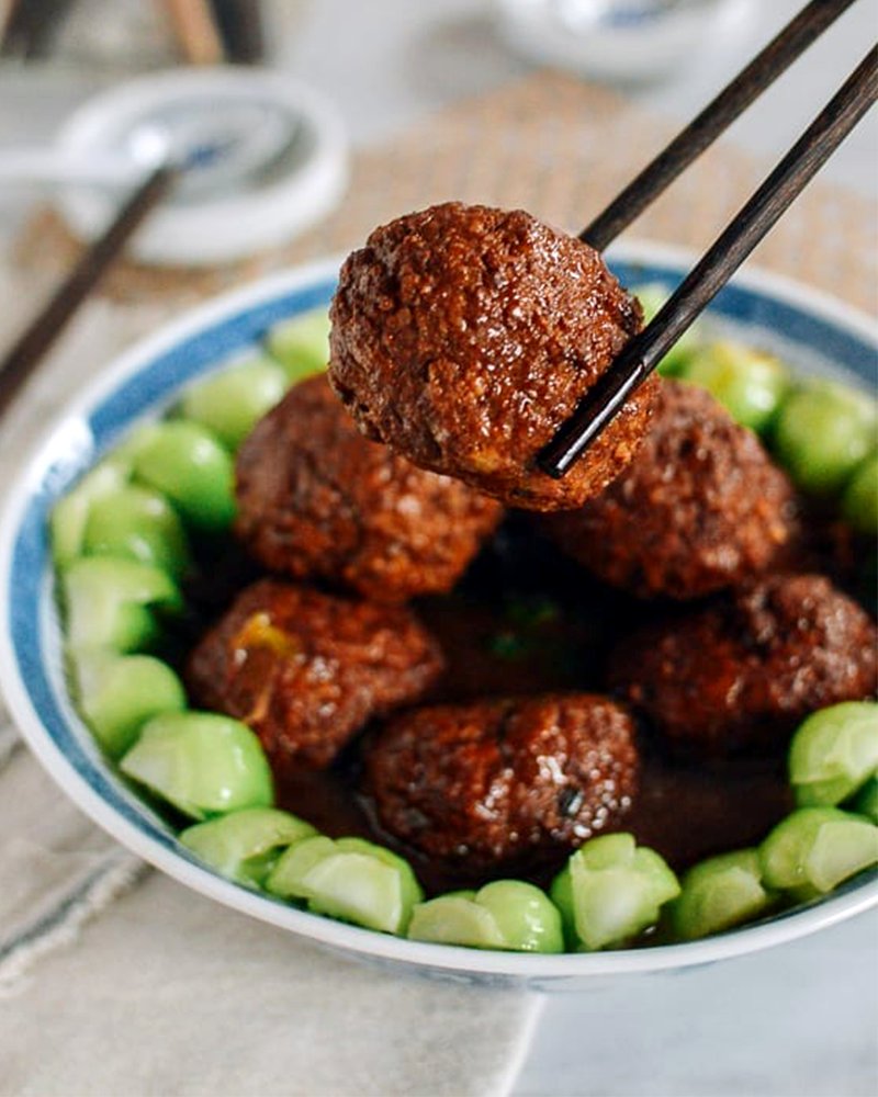 Shanghai Braised Lion's Head Meatballs 4 Pcs 650g 红烧狮子头