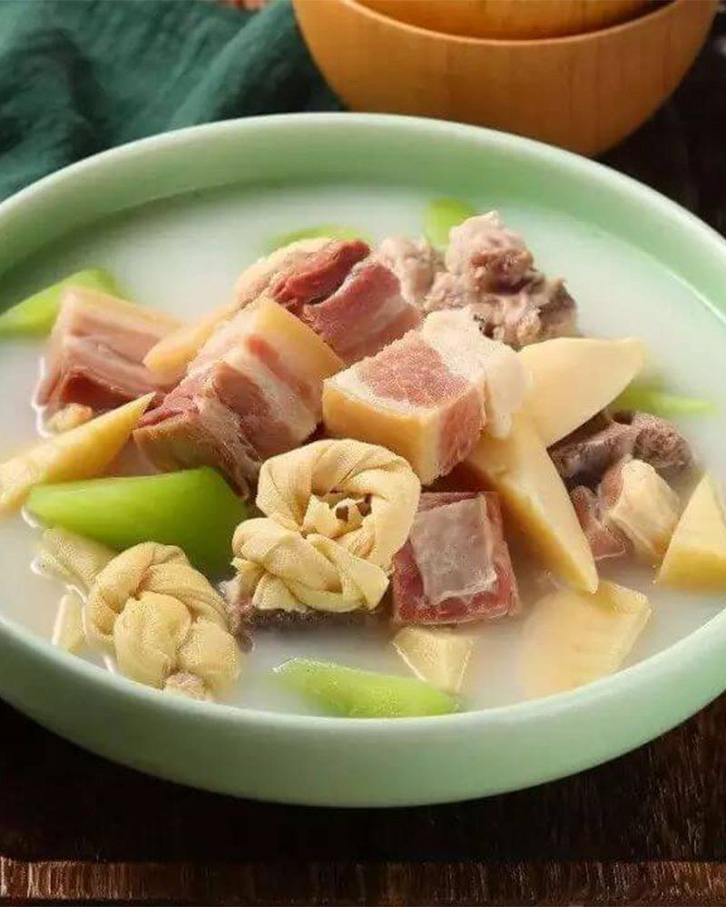 Old Shanghai Stewed Pork and Bamboo Shoot Soup 250g (1 bowl) 老上海腌笃鲜